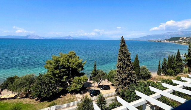 Sea side villa Alexandra