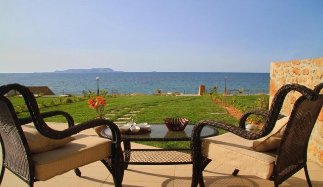 Sea View Beachfront Villa Maria