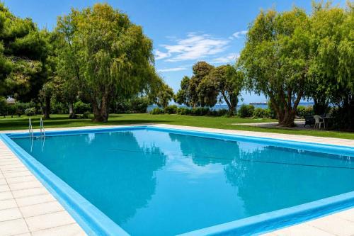 Seaside Almyra Stay with pool Agioi Theodoroi