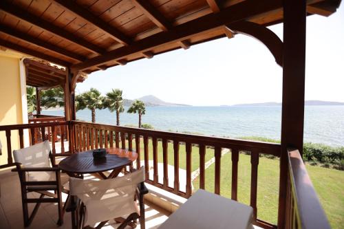 Seaside Gialova