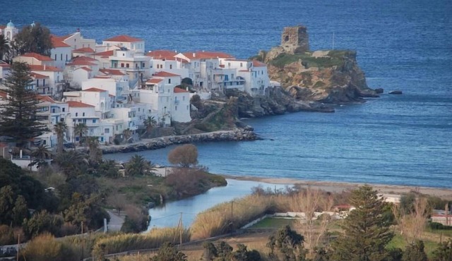 Secret Valley of Chora 5 mins to Beach