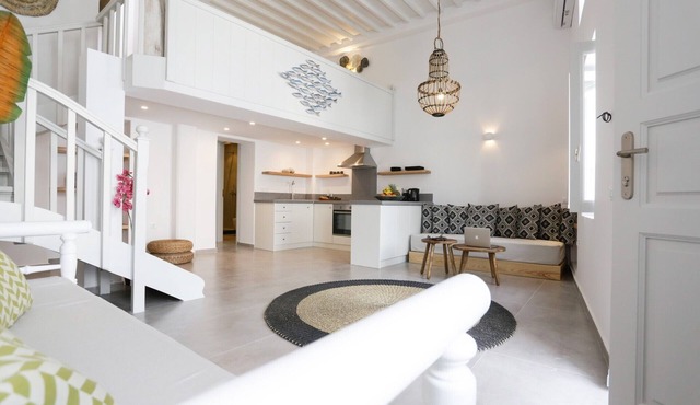 Sensation Luxury Mansion Apartment in Mykonos with Private Courtyard