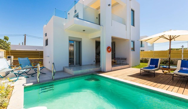Sensational Rethymno Villa | Villa Akaza | 2 Bedrooms | Beach Front