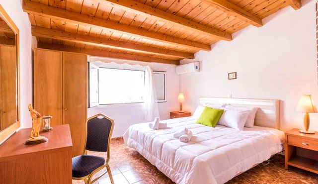 Solari Cosy Studio 1