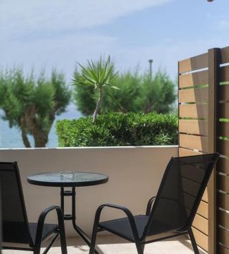 Sole e Mare A1 Beachfront Sea View Apartment