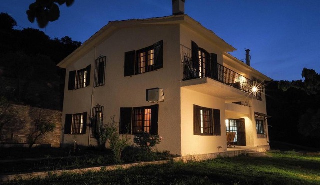 Sonia Rustic Mansion - 5bd 30 Sec Walk To Beach