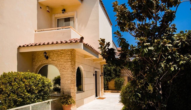 South Blue Tranquil Villa