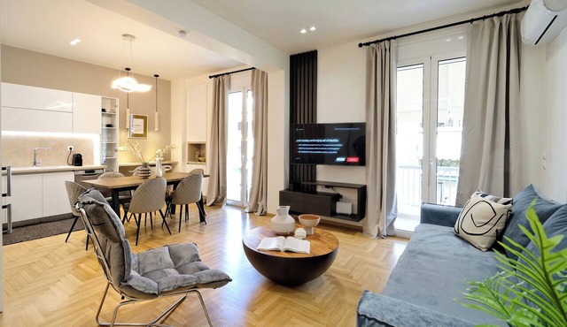 Spacious 3-Bedroom Retreat in the Heart of Pagrati