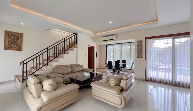 Spacious And Homey 3Br At Villa Casa De Uli