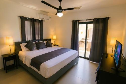 Spacious Apartment with Secure Private Parking - 5