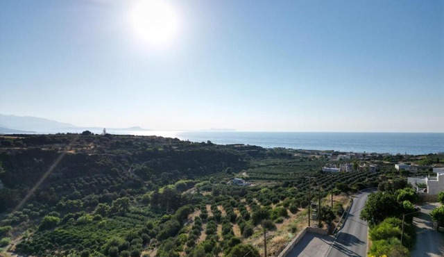 Spacious house with Panoramic Sea View