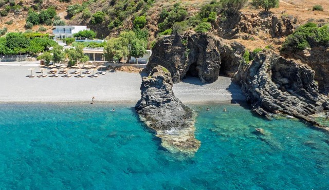 Spilies Beachfront Retreat