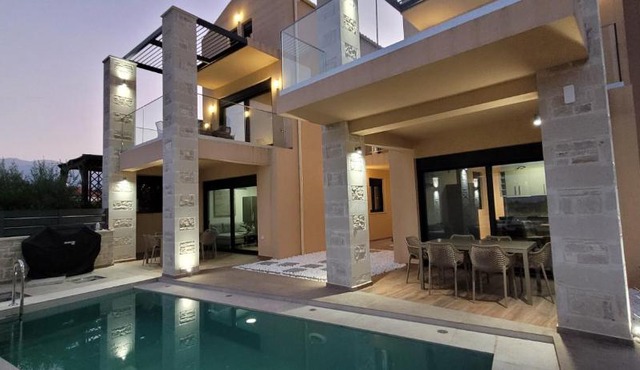 Splendid Villas and Family Resort