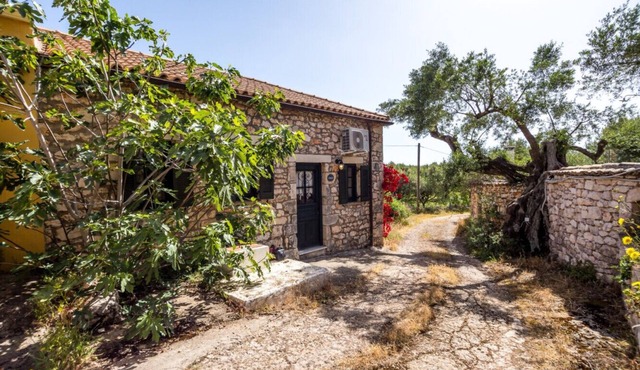 Stavlo Open Plan Cottage Zakynthos