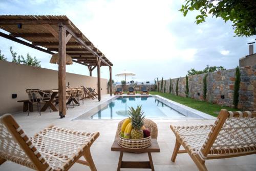 stone villa marianna With private pool &guest studio
