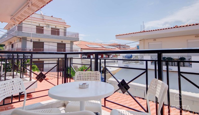 Studio 1B in Hanioti close to beach and shops