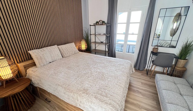 Studio 'Aeolian Blu 5' with Sea View, Wi-Fi and Air Conditioning