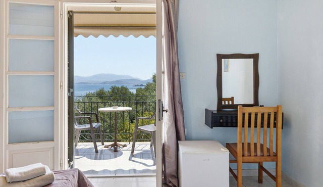 Studio Apartment 'Apraos Bay Hotel 15' with Sea View, Wi-Fi and Air Conditioning
