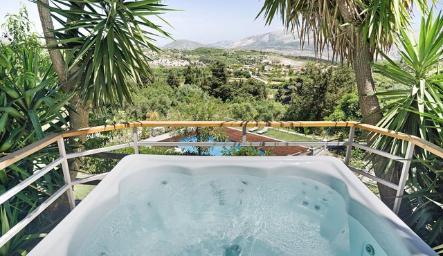 Studio Apartment 'Paradiso Verde 2' with Sea View, Wi-Fi and Air Conditioning