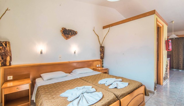 Studio 'Mirage Arillas Studio Type A7' with Sea View, Pool & Wi-Fi