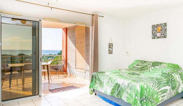 Studio Tiare Jambolana in Punaauia w Pool