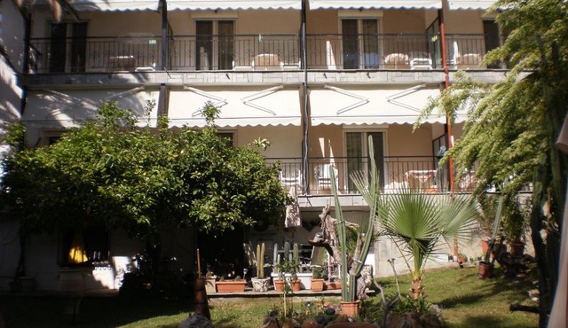 Studios Rosa