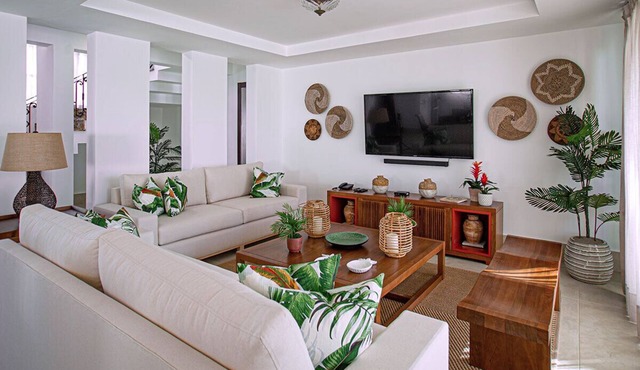 Stunning 5 Star Resort 1,2,3,4,5,6 BDR or Villas