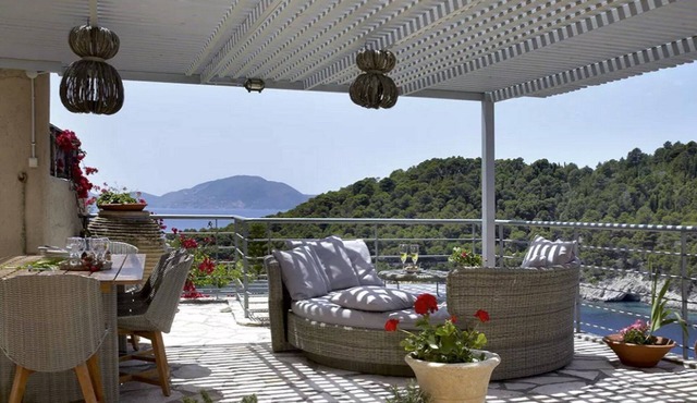 Stunning Kefalonia Villa | Villa Daisya | 3 Bedrooms | Seafront