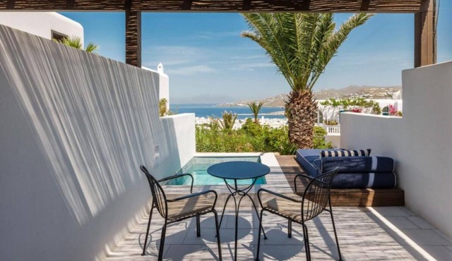 Suite with Private Pool and Stunning Aegean Views – Perfect for Relaxation