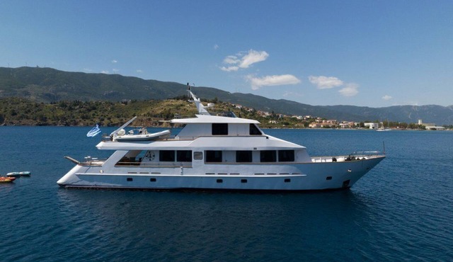 Sun-Kissed Sailing Adventure in the Saronic Islands