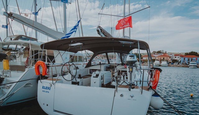 Sun-Kissed Sailing: A Luxurious Beach Experience in Nikiti, Macedonia