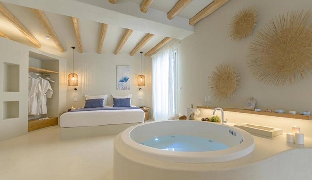Supreme Suite with Spa Bath