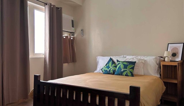 Sweet Escape Executive Studio at One Regis