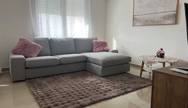 Sweet Home Mitropoleos