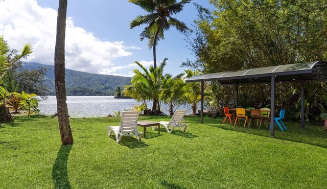 Temenino Villa Komako Seaside House