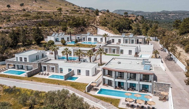 Terra Pietra Luxury Villas & Suites