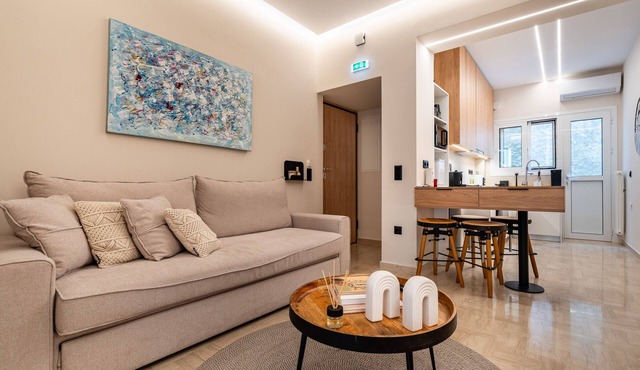 The Apex Boutique B2 Apartment with Balcony, Wi-Fi, and Air Conditioning
