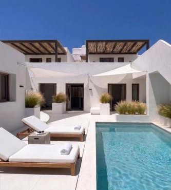The Lofts Paros Executive Suites