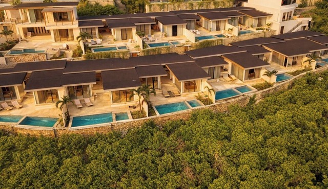 The Siren Resort