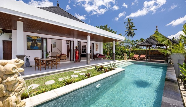 Three Bedroom Private Pool Villa Panoramic Jungle View at Ubud
