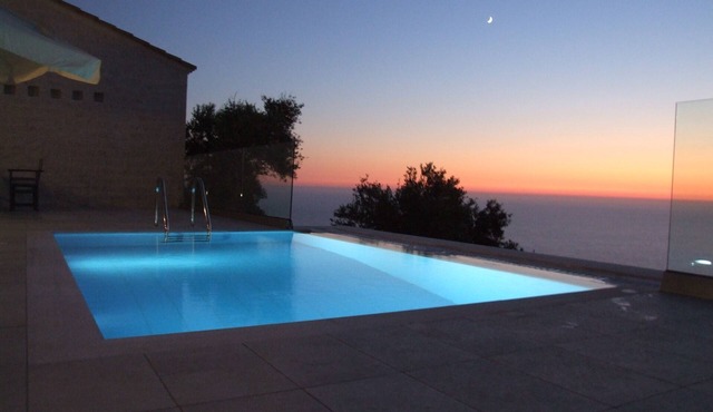 TOPAZ SUPERIOR VILLA - AGIOS NIKITAS LEFKADA