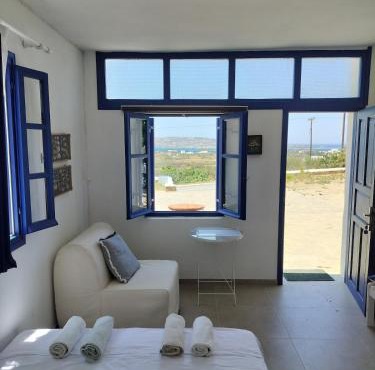 Traditional Cycladic Studio