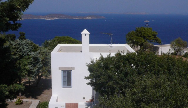 Traditional villa in Hora with sea view to the Aegean