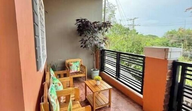 Transient Studios near Isdaan in Central Luzon