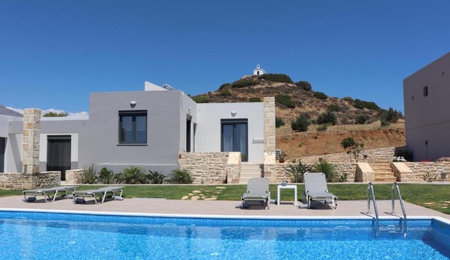 TRIOPETRA VIEW 3
