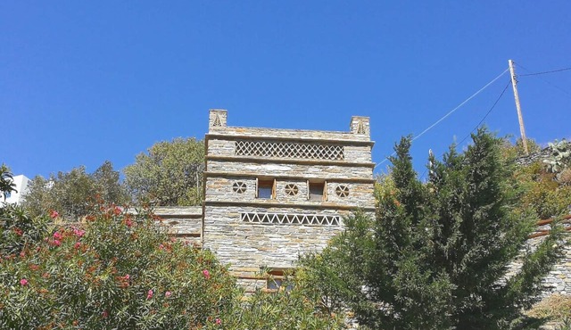 Two levels traditional stone cottage villa