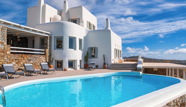 Velanos Villa - Private Luxury Sea View Villa for Groups and Families!