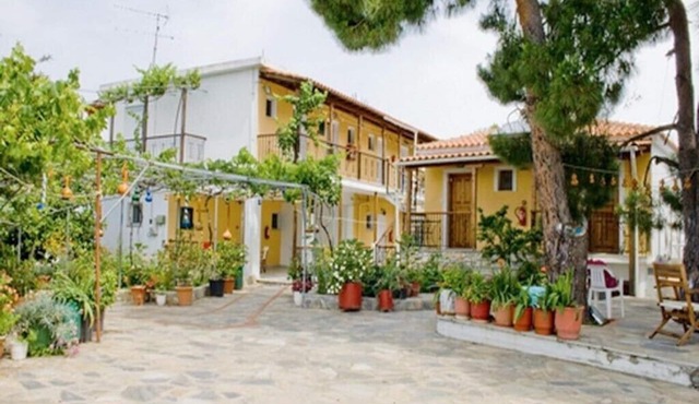 viila kavourakia Studio - Garden View