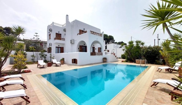 Villa Almyra