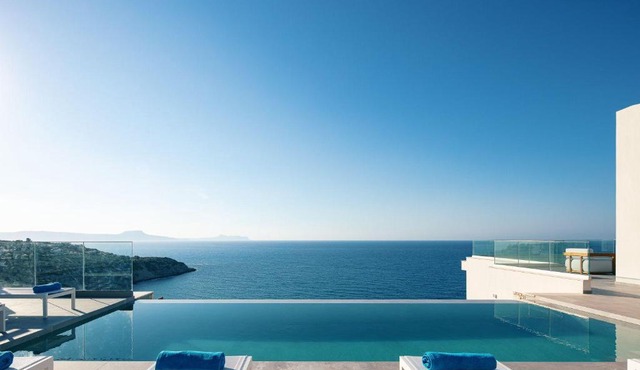 Villa Balance - Unwind with Panoramic Sea Views by etouri